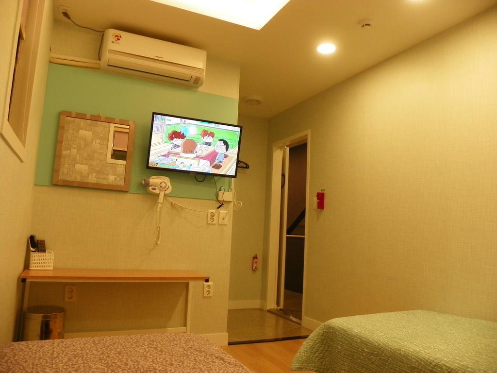Feliz Casa Hotel Seoul Ruang foto
