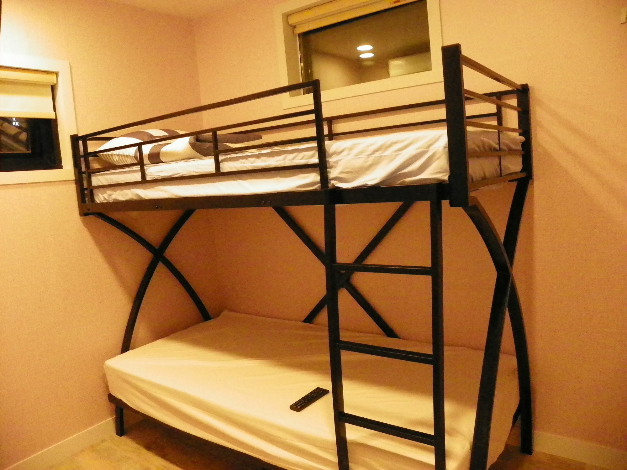 Feliz Casa Hotel Seoul Bagian luar foto