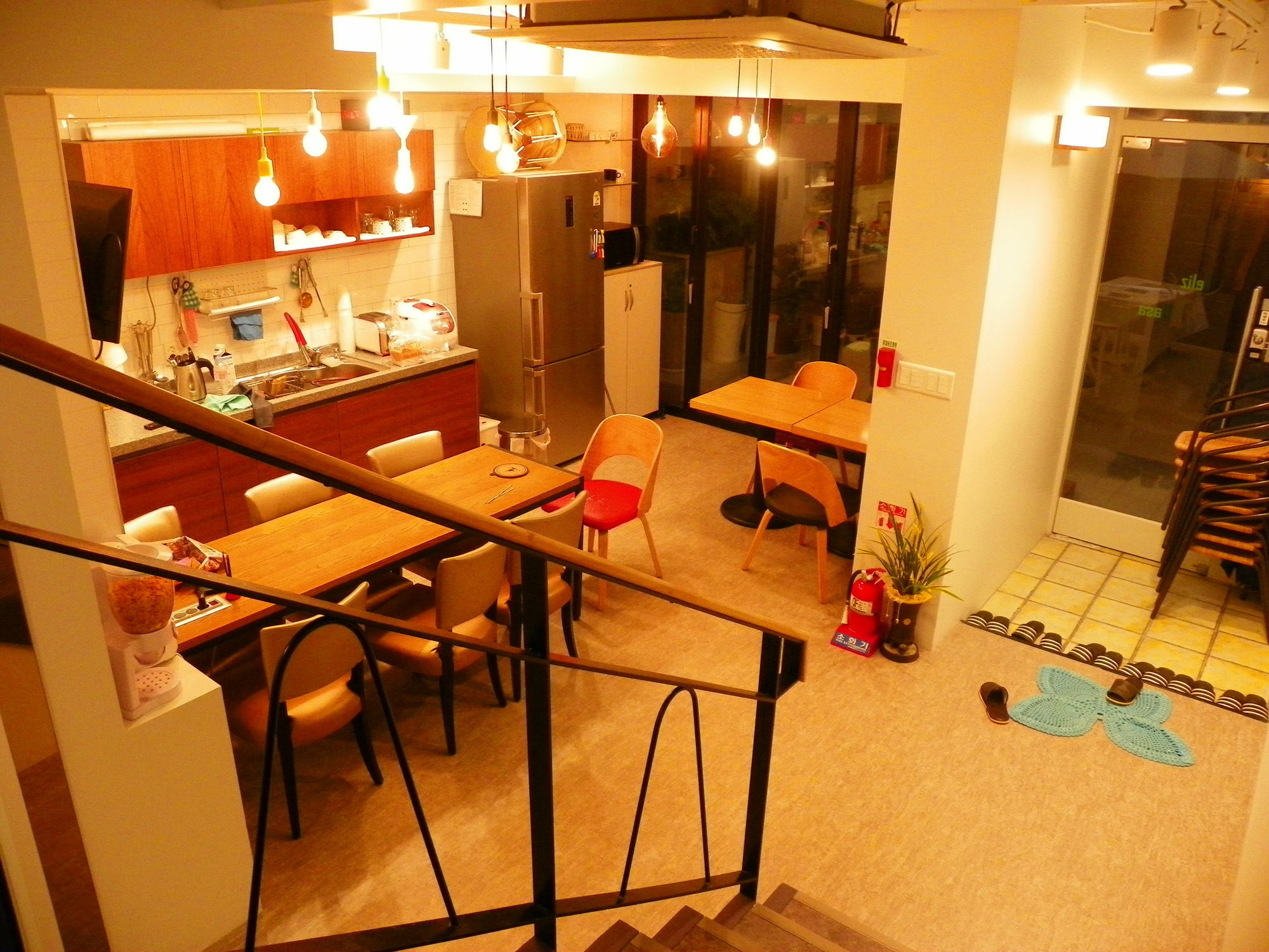 Feliz Casa Hotel Seoul Bagian luar foto